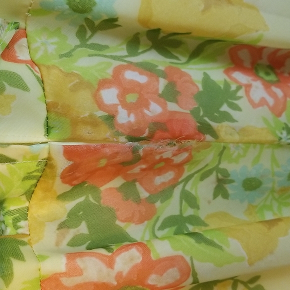 Vintage 1960's/70's Buttercup Yellow Dress - Picture 8 of 12